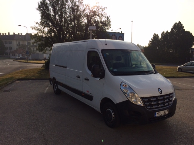 Renault Master olcsó kisteherautó bérlés Győrben